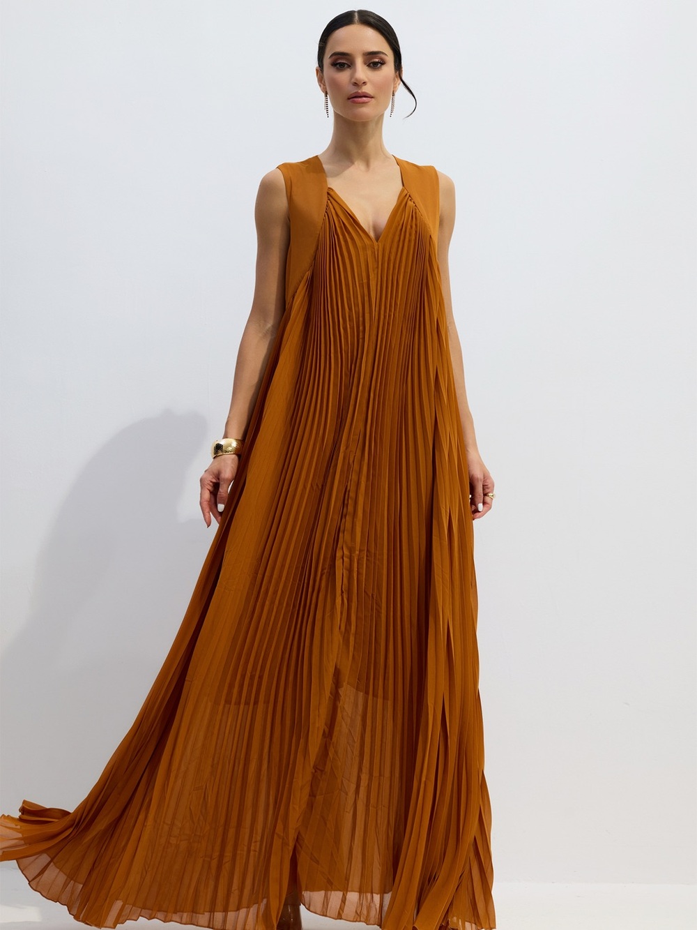 Sunfere Minerva V-Neck Pleated Maxi Dress